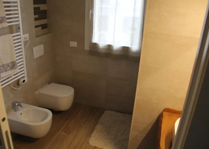 The Blue Nest - Red Near 5 Terre Apartment La Spezia