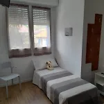 The Blue Nest - Red Near 5 Terre 아파트