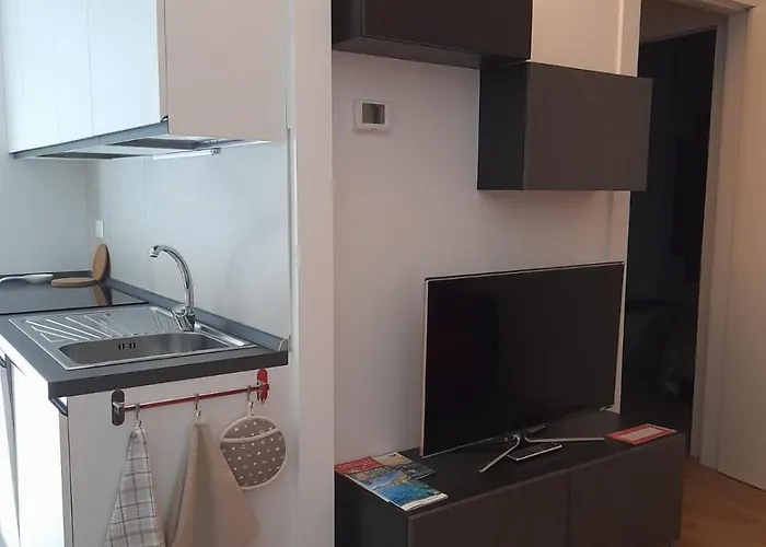 The Blue Nest - Red Near 5 Terre Апартаменты *